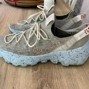 Nike space hippie 04